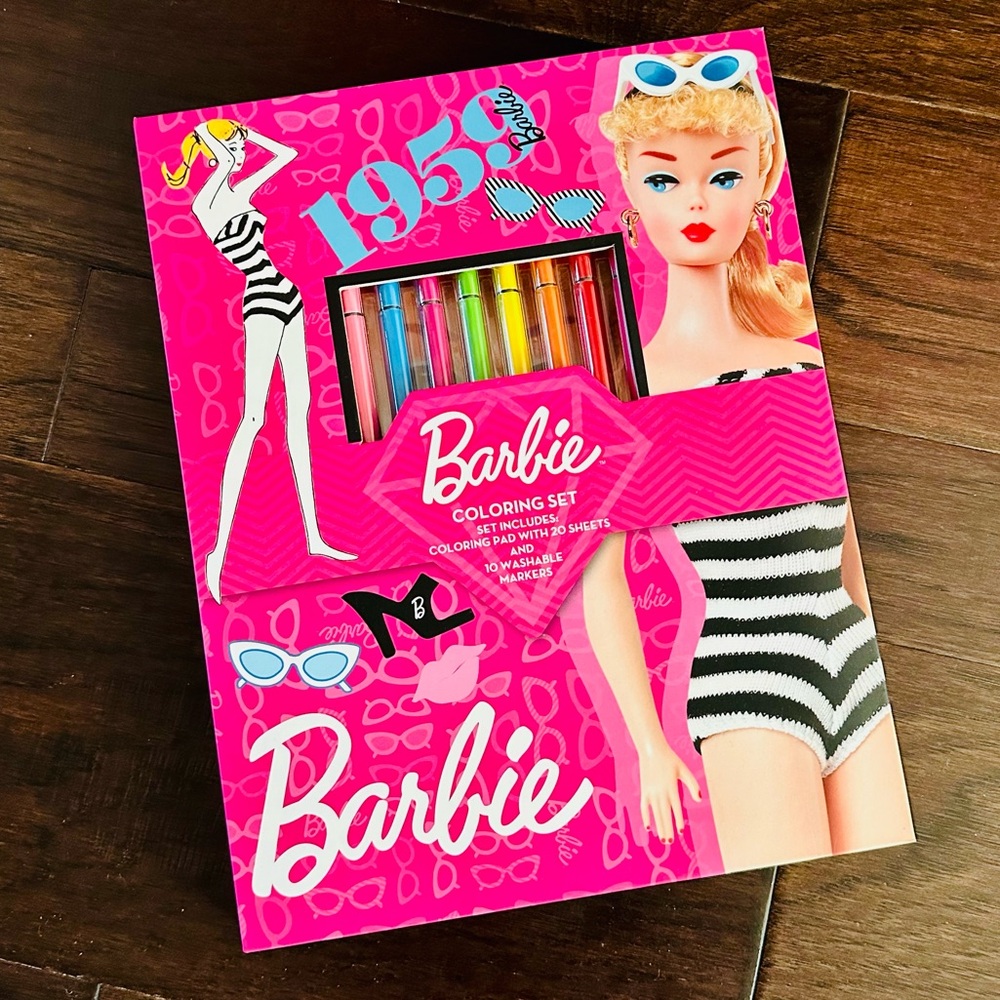 NWT Barbie Coloring Set With 20 Pages of Coloring & 10 Washable Markers